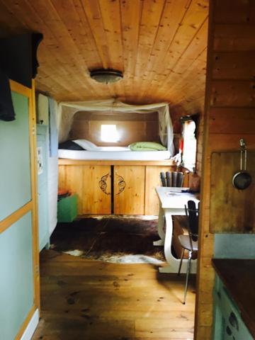 terrain constructible atypique proche de la Nature de 2097 m2 dont 495 m2 constructible