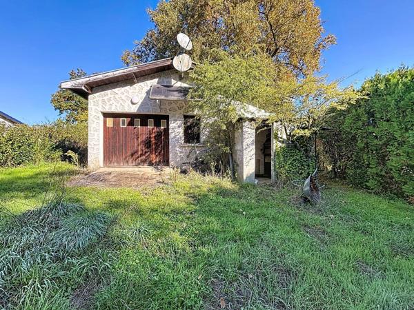 Léognan – Maison avec fort potentiel sur parcelle de 2 740 m²