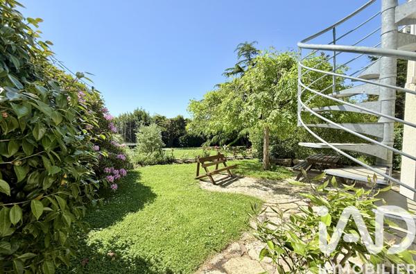 Maison à vendre 8 pièces 225 m² Séné