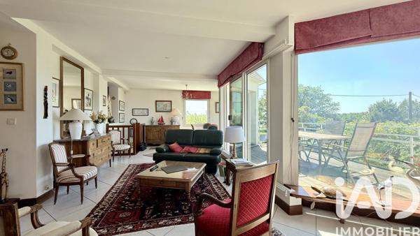 Maison à vendre 8 pièces 225 m² Séné