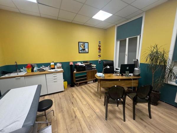 Bureau à Louer à MARLY 2300 €