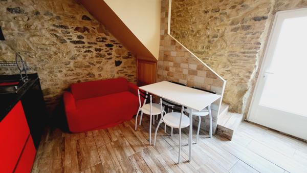 APPARTEMENT INDIVIDUEL MEUBLE A PEZENS