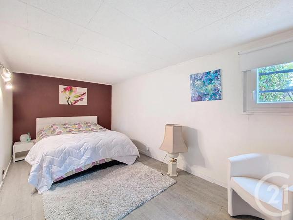 Maison à vendre  5 pièces - 118 m 2   VAUX LE PENIL  - 77