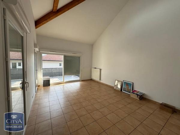 Appartement à louer 3 pièces 73.75m²