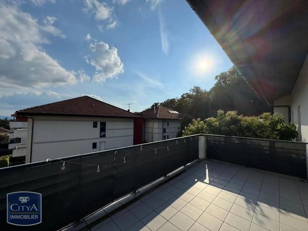 Appartement à louer 3 pièces 73.75m²