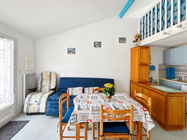 Maison T2 mezzanine dans résidence avec piscine