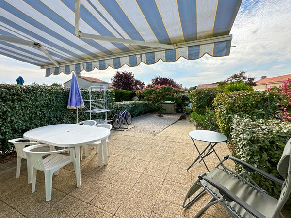 Maison T2 mezzanine dans résidence avec piscine