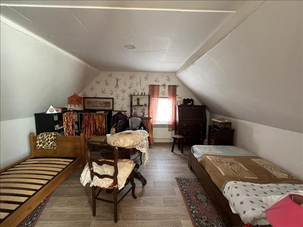 Maison à vendre |  Saint-Amand-Montrond |  5 pièces | 79 m²