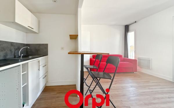 Appartement à vendre    1 pièce • 28,28 m2 Bandol
