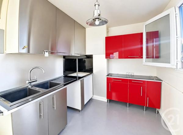 Appartement F5 à vendre  5 pièces - 93,39 m 2   AUBERVILLIERS  - 93