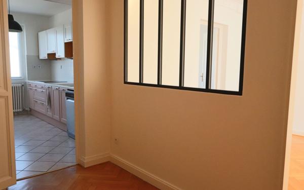 Appartement à louer    4 pièces • 90,10 m2 Tassin-la-Demi-Lune