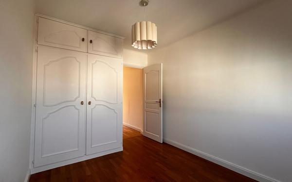 Appartement à louer    4 pièces • 90,10 m2 Tassin-la-Demi-Lune