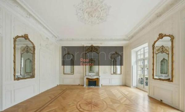 Bureau de 518 m² à louer à Bordeaux Centre