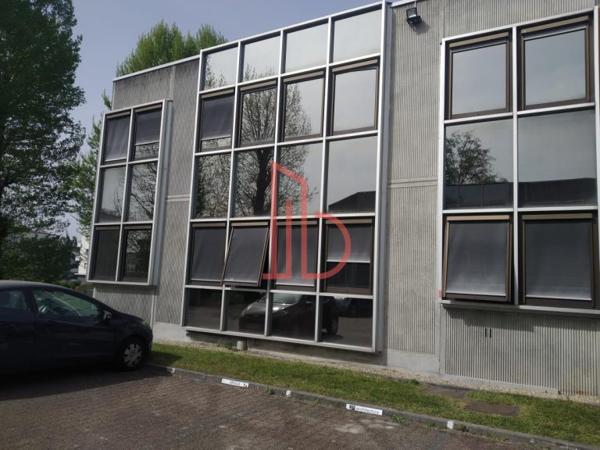 Bureau de 274 m² à louer à Bordeaux Lac - Bruges