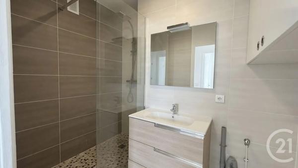 Appartement F3 / 4 à vendre  3 pièces - 65 m 2   PARIS  - 75012