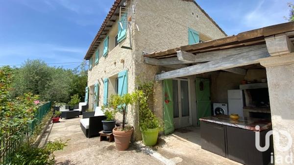 Maison à vendre 6 pièces 120 m² Saint-Cézaire-sur-Siagne
