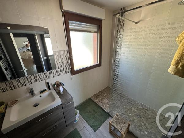 Maison à vendre  6 pièces - 133 m 2   CHATEAUROUX  - 36