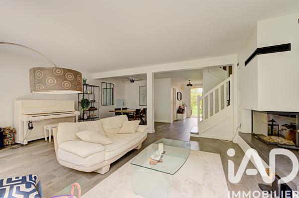 Maison à vendre 7 pièces 178 m² Saint-Germain-en-Laye