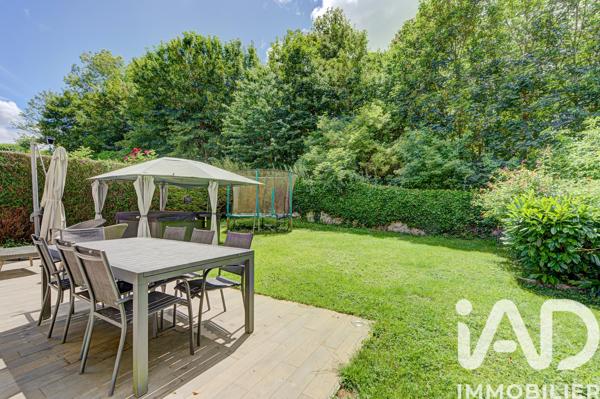 Maison à vendre 7 pièces 178 m² Saint-Germain-en-Laye