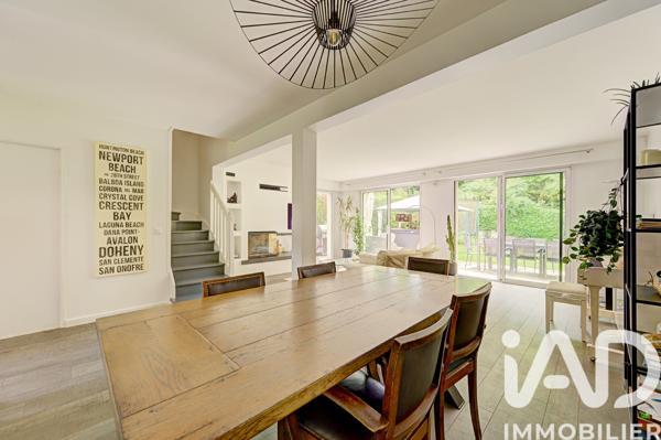 Maison à vendre 7 pièces 178 m² Saint-Germain-en-Laye