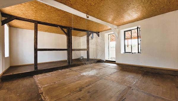 Maison 6 chambre(s) à vendre - Neuvy-sur-Loire, Nièvre - 58