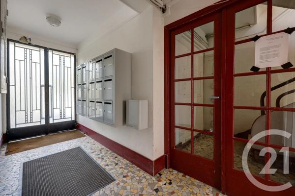 Appartement Studio à vendre  1 pièce - 29,80 m 2   BAGNEUX  - 92