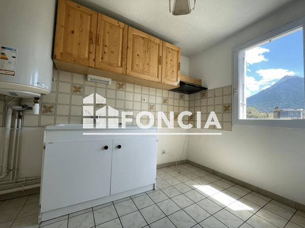 Location Appartement 3 pièces 60.39 m² - 27 B RUE PASTEUR Briancon 05100