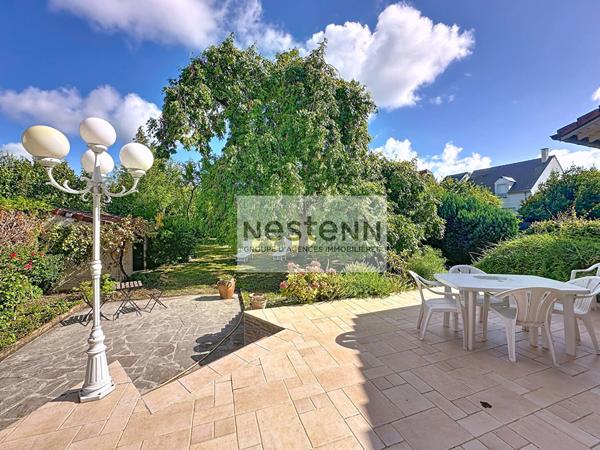 Exclusivité - Maison Saint Leu La Foret 7 pièces - 228m² - Gare - 5 chambres -1185m² de terrain