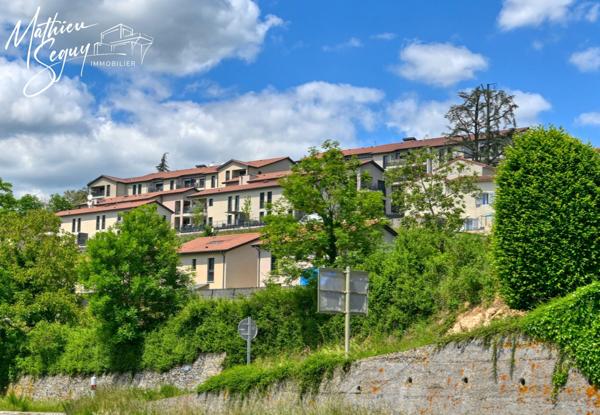 THURINS : Très bel appartement T3 + garage avec vue en dernier étage