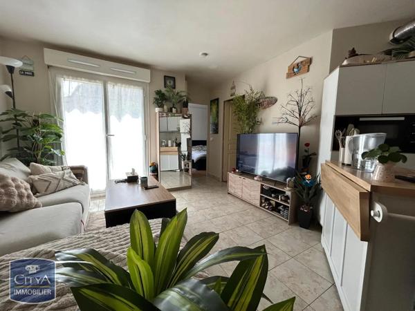 Appartement à louer 2 pièces 35.8m² Le Perray-en-Yvelines (78610)