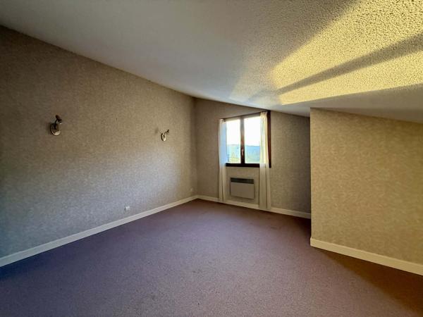 Maison 7 pièce(s) 5 chambre(s) 165 m²