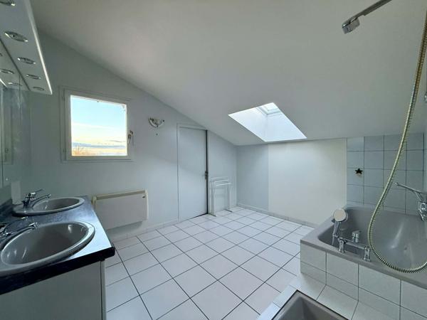 Maison 7 pièce(s) 5 chambre(s) 165 m²