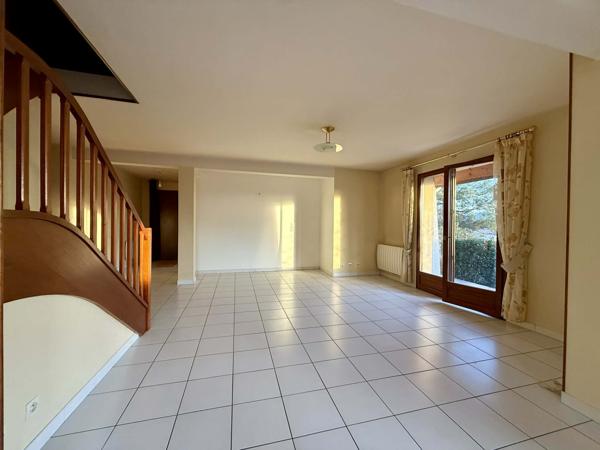 Maison 7 pièce(s) 5 chambre(s) 165 m²