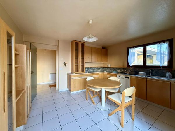 Maison 7 pièce(s) 5 chambre(s) 165 m²