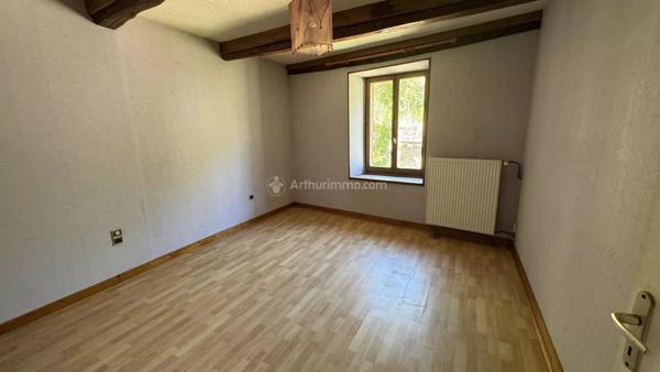 Vente Maison de village 3 pièces à Romain-sur-Meuse