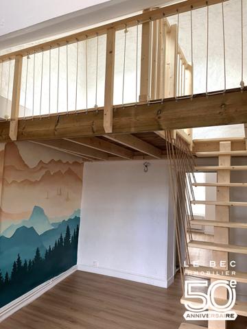 VANNES INTRA-MUROS – APPARTEMENT DE CHARME À DEUX PAS DU PORT