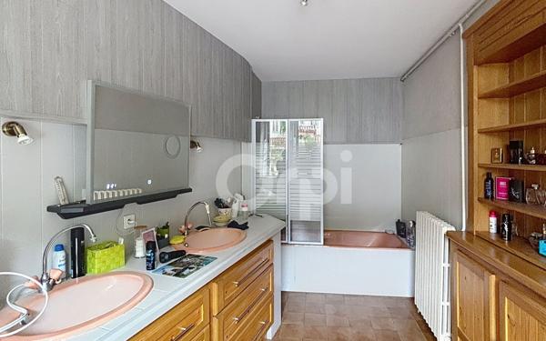 Maison à vendre    5 pièces • 168,97 m2 Vignory
