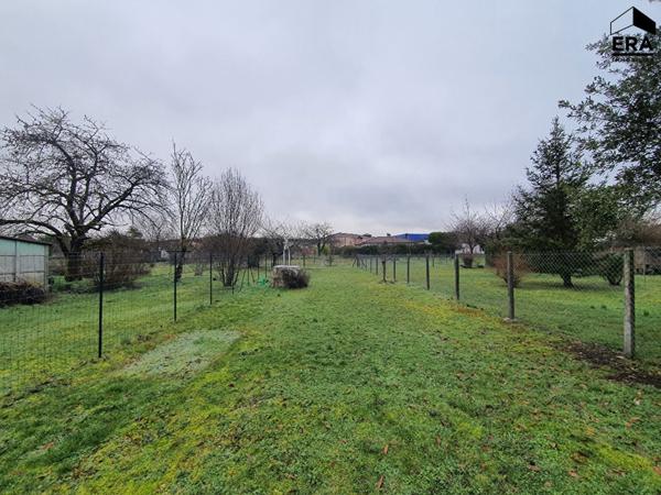 Maison La Couronne 16400 - à vendre - 3 chambres louées et garage 86 m2