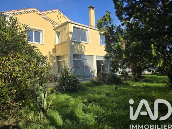 Maison à vendre 7 pièces 203 m² Alès