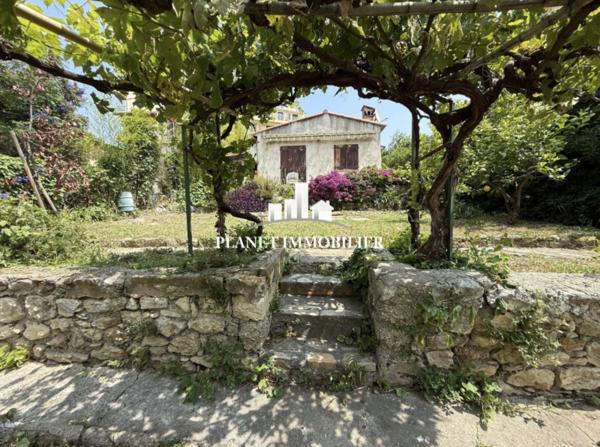 ANTIBES TERRAIN CONSTRUCTIBLE