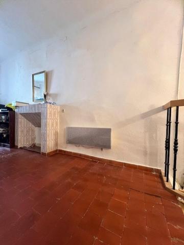 Maison en bon état idéal pour une famille.