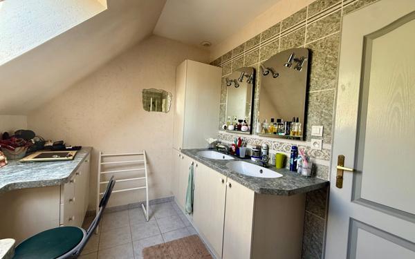 Maison à vendre    5 pièces • 127,65 m2 Orléans