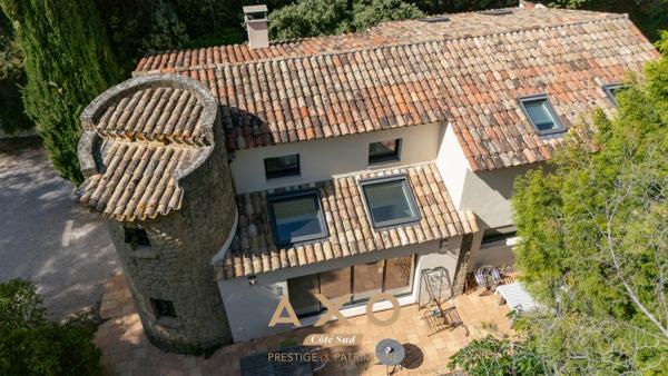 ÉGUILLES - MAISON - 260 m² - 6 CHAMBRES - PISCINE - POOL-HOUSE - TERRAIN 4 000 m² - 1 530 000 €