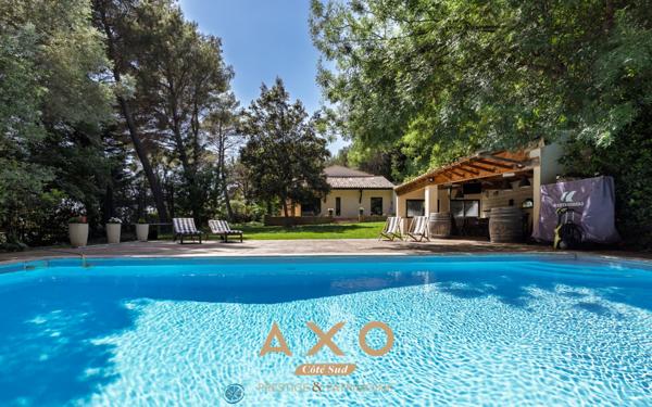 ÉGUILLES - MAISON - 260 m² - 6 CHAMBRES - PISCINE - POOL-HOUSE - TERRAIN 4 000 m² - 1 530 000 €