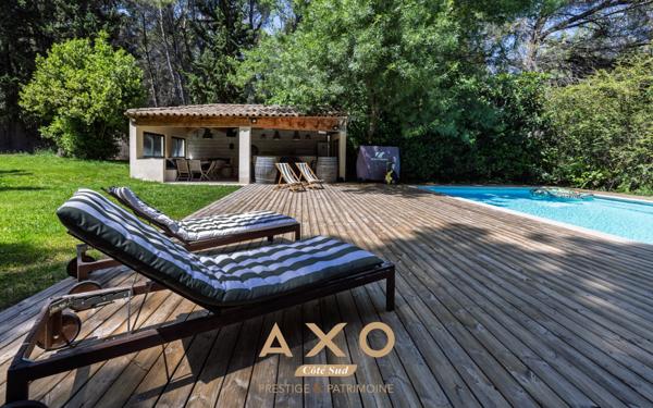ÉGUILLES - MAISON - 260 m² - 6 CHAMBRES - PISCINE - POOL-HOUSE - TERRAIN 4 000 m² - 1 530 000 €