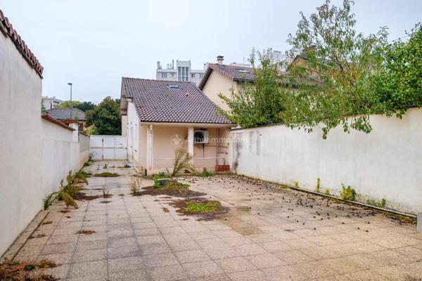 Vente Maison de ville 5 pièces 42 m2 à Villeurbanne