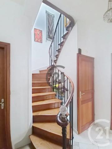 Maison à vendre  7 pièces - 162 m 2   AUXERRE  - 89