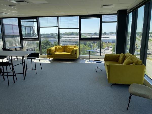 Bureaux neufs à louer à Saint-Herblain grande visibilité Atlantis
