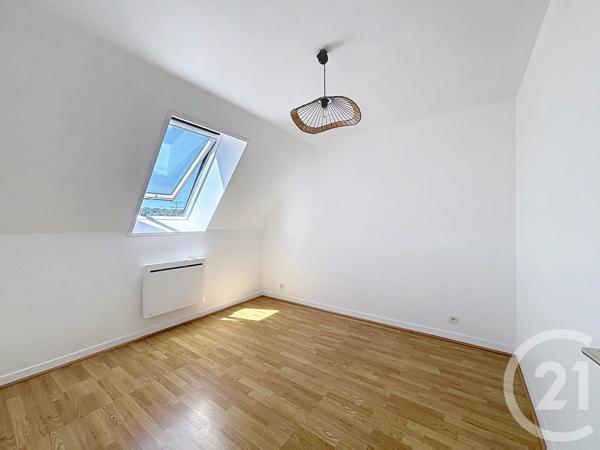 Appartement F2 à vendre  2 pièces - 39,98 m 2   SENS  - 89