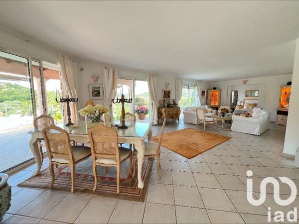 Maison à vendre 7 pièces 170 m² La Londe-les-Maures